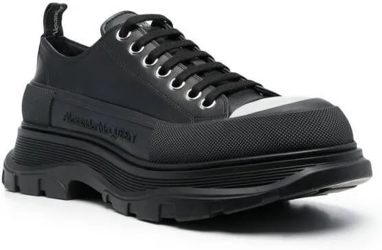 Alexander McQueen Tread metal-toecap sneakers Black