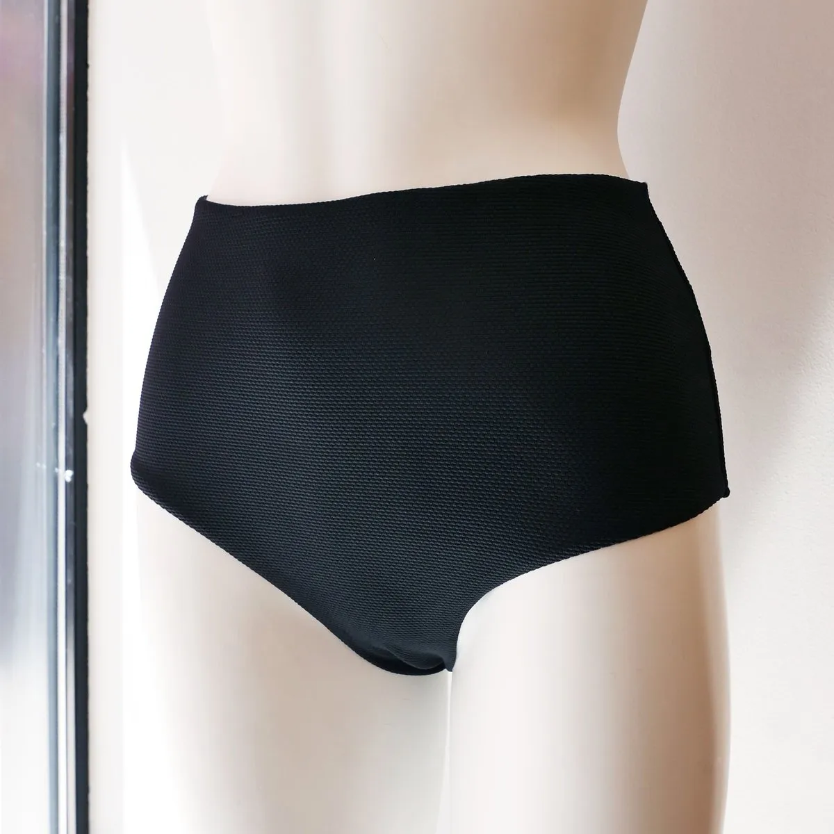 Ana High Waisted Bikini Bottom - Textured Black