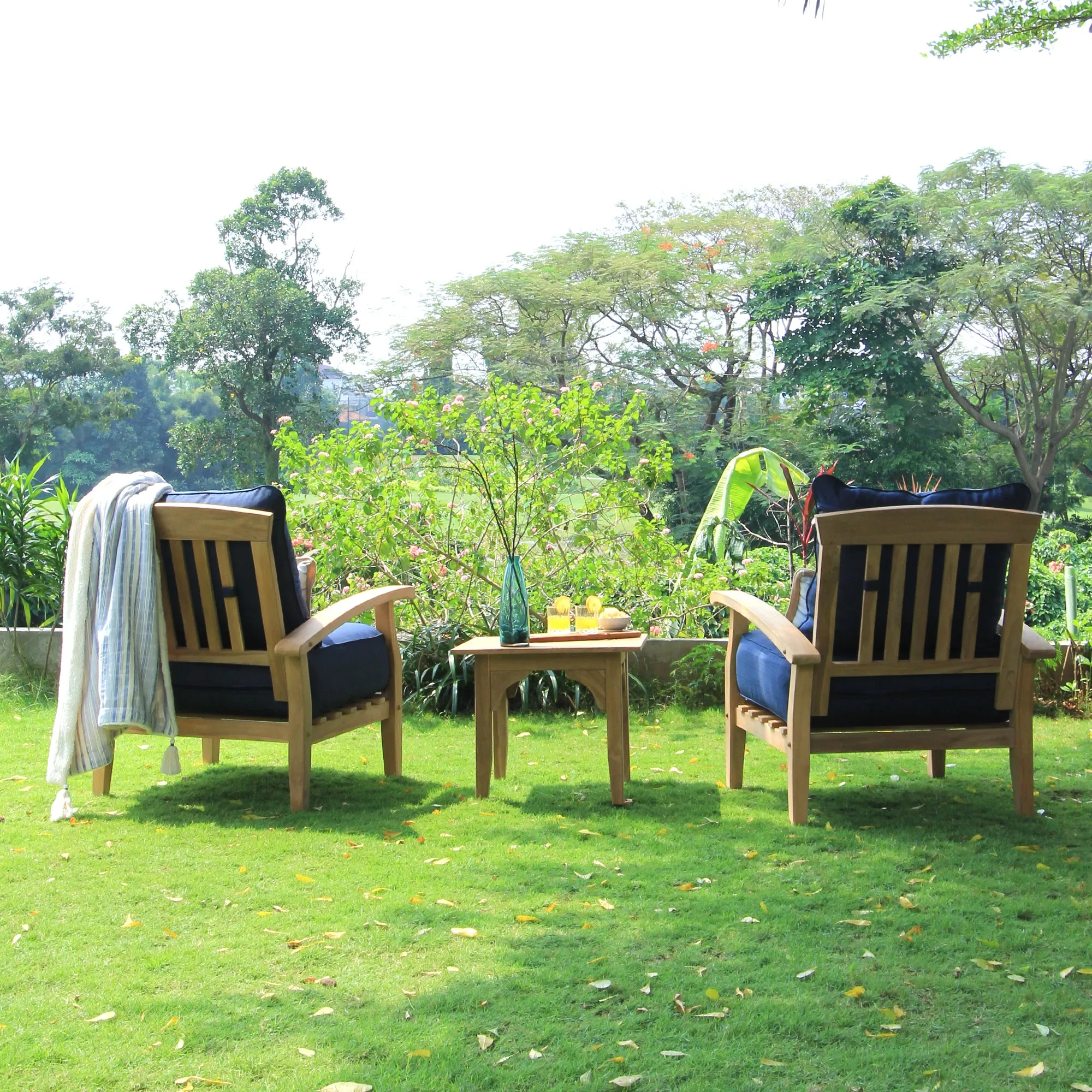 Caterina Teak Wood Outdoor Lounge Chair with Navy Cushion