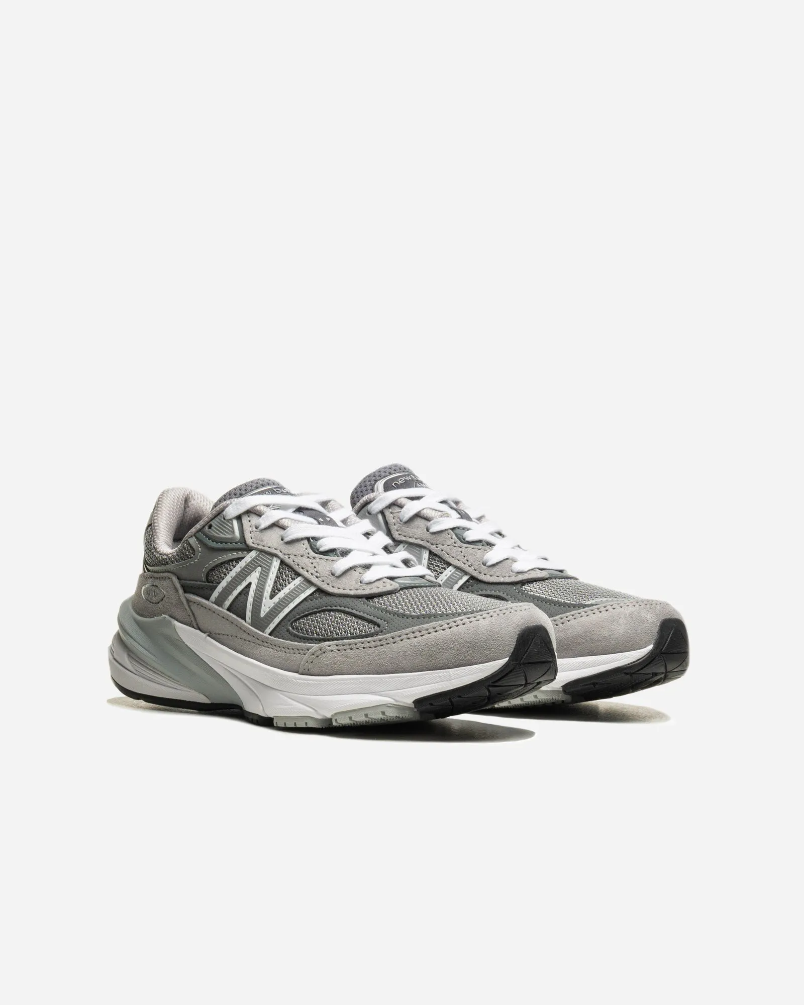 New Balance W990GL6