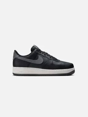 NIKE Air Force 1 '07 Smoke Grey