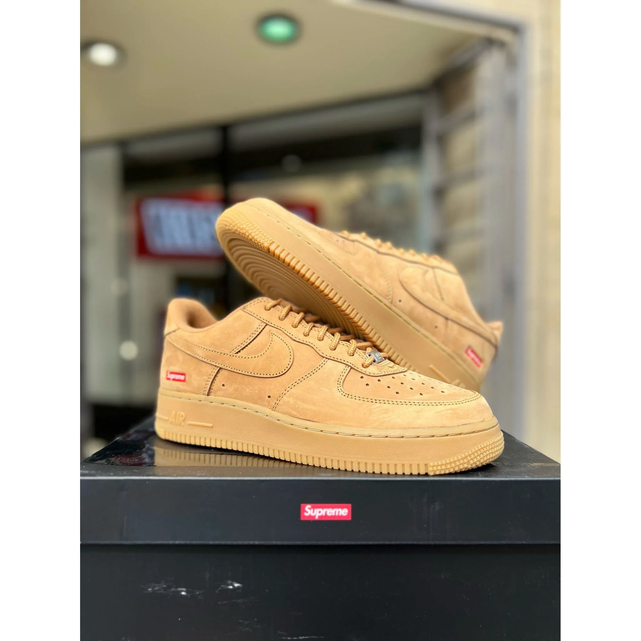 Nike Air Force 1 Low SP Supreme Wheat