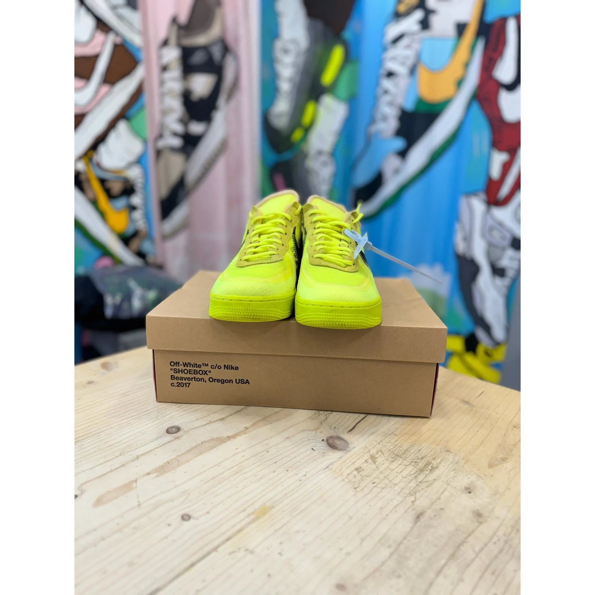 Nike Off White Air Force 1 Volt UK 10