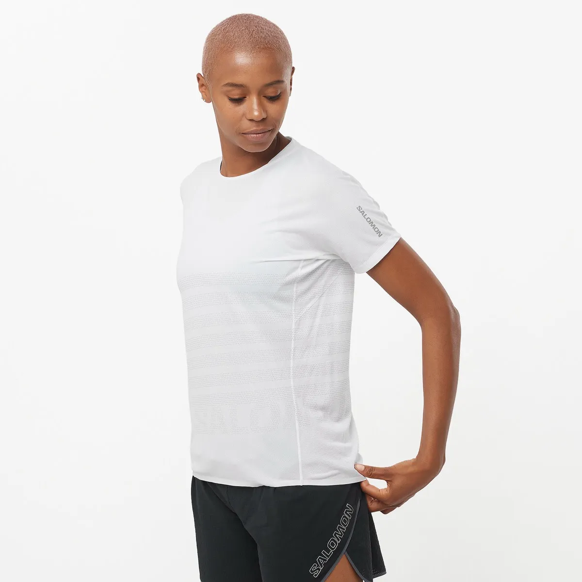 Salomon Women's Sense Aero Graphic Tee White | Buy Salomon Women's Sense Aero Graphic Tee White here | Outnorth