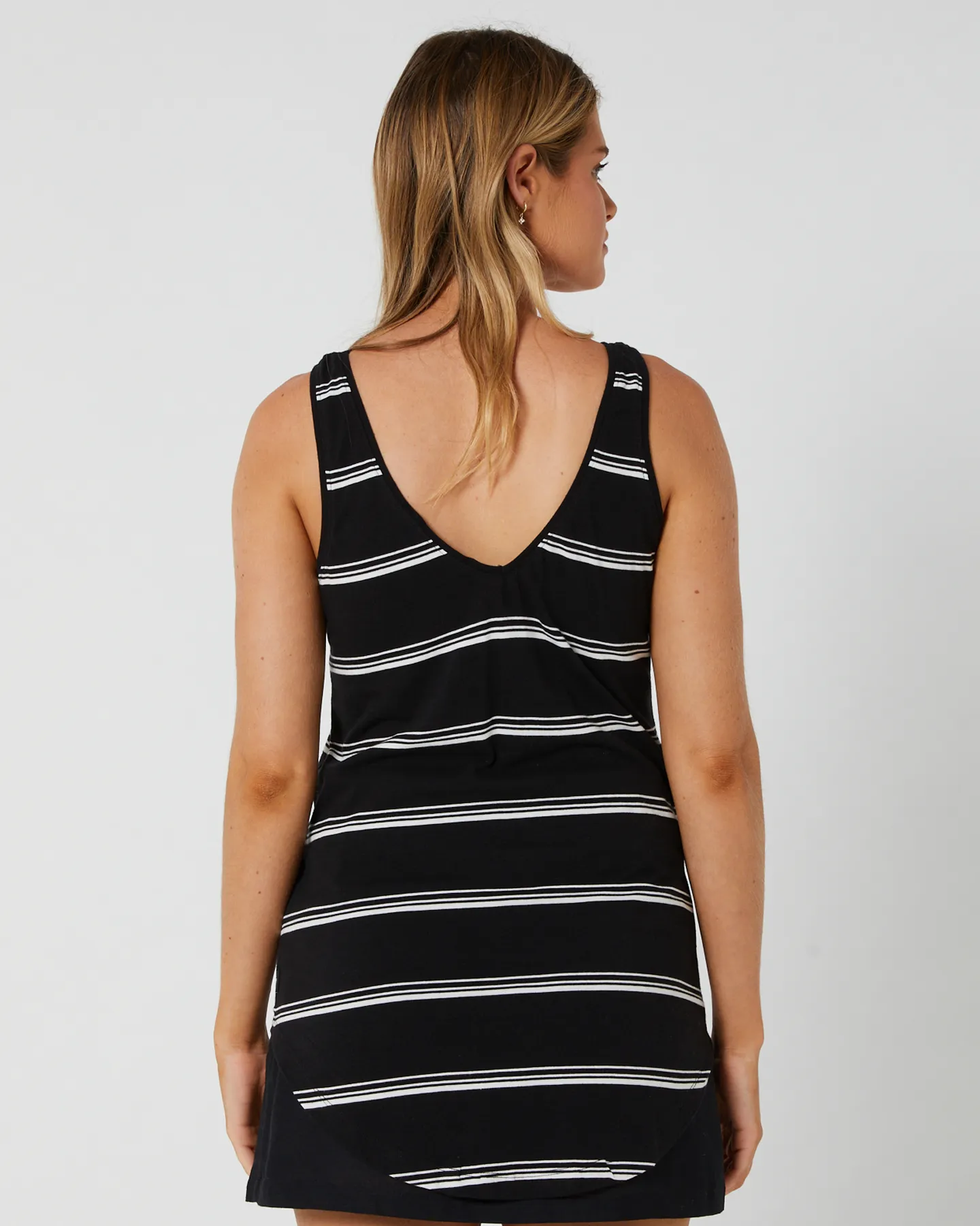 Silent Theory Camilla Tank - Black | SurfStitch