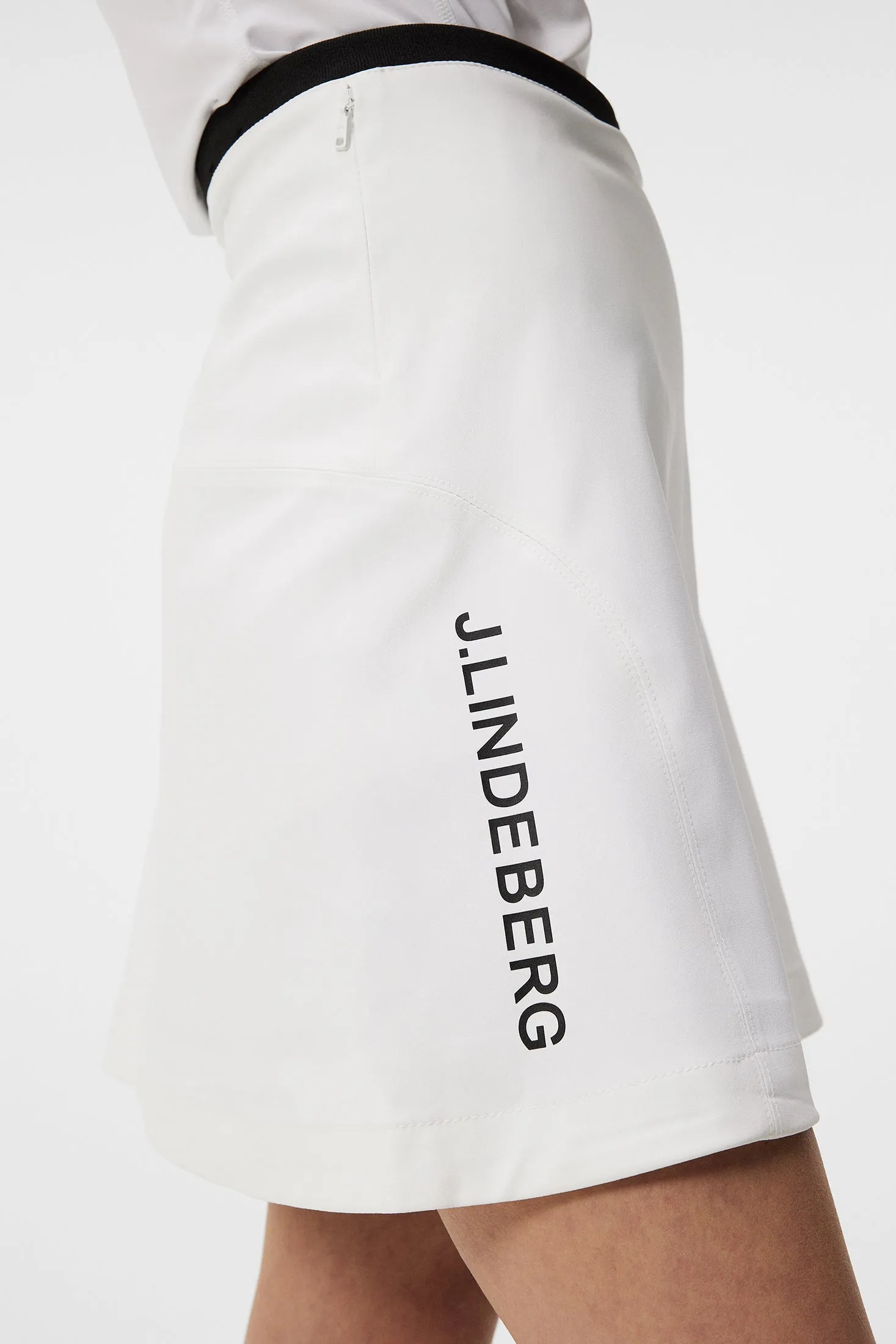 Themba Skirt / White