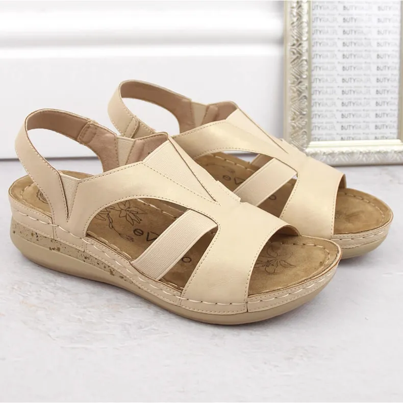 Women's comfortable slip-on sandals with elastic bands, beige eVento 7765